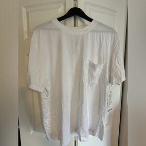 lululemon oversized fundamental tee w/ pocket
